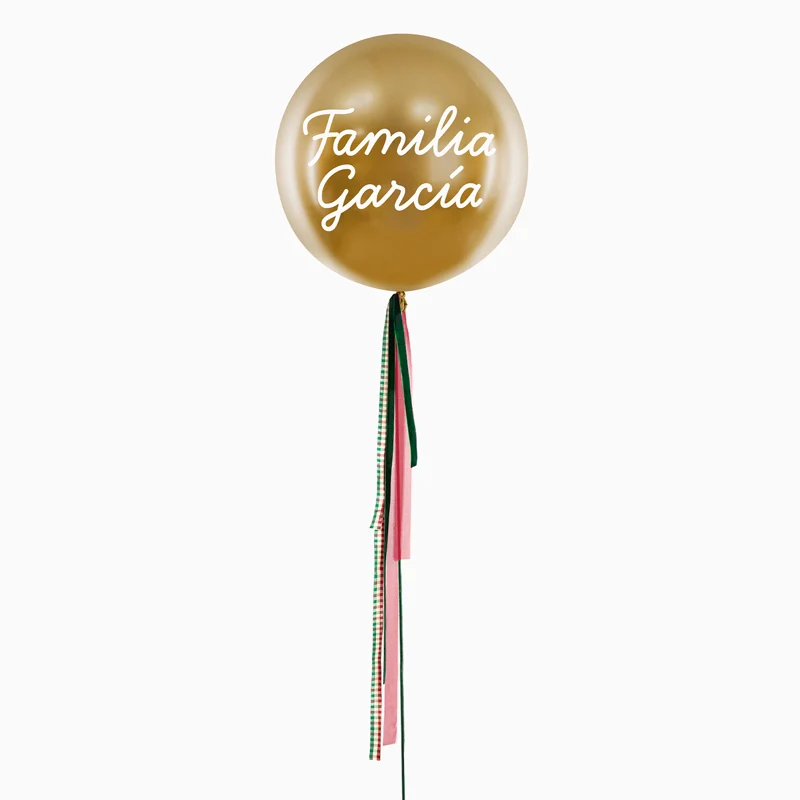 Globo Jumbo 60 cm Oro con Telas Familia 1 Apellido Vinilo Blanco - Image 3