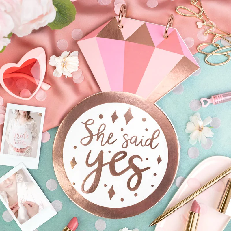 Libro Firmas Forma Anillo "She Said Yes" Despedida de Soltera - Image 2