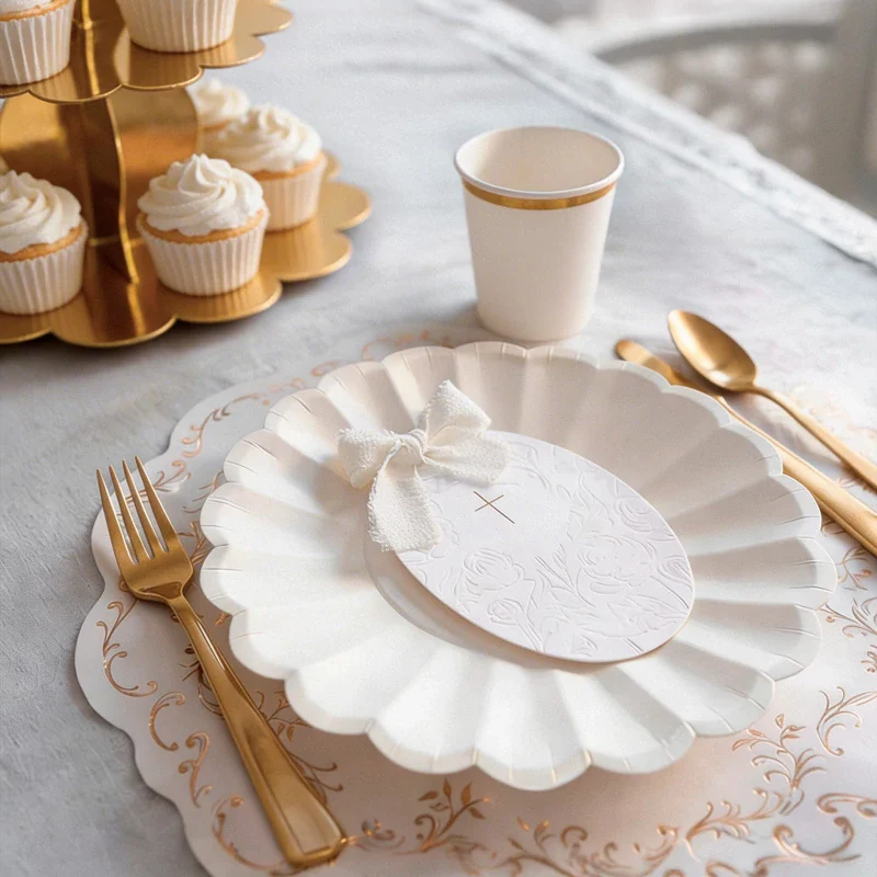 Set Cubiertos Plástico Premium Oro 12 Personas - Image 2